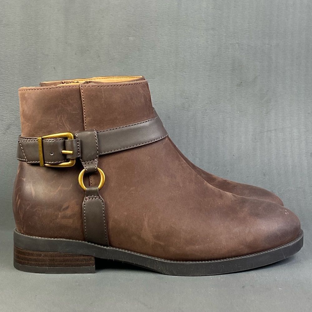 Vionic Rhiannon Women's Water Repellent Ankle Bootshoe size 6